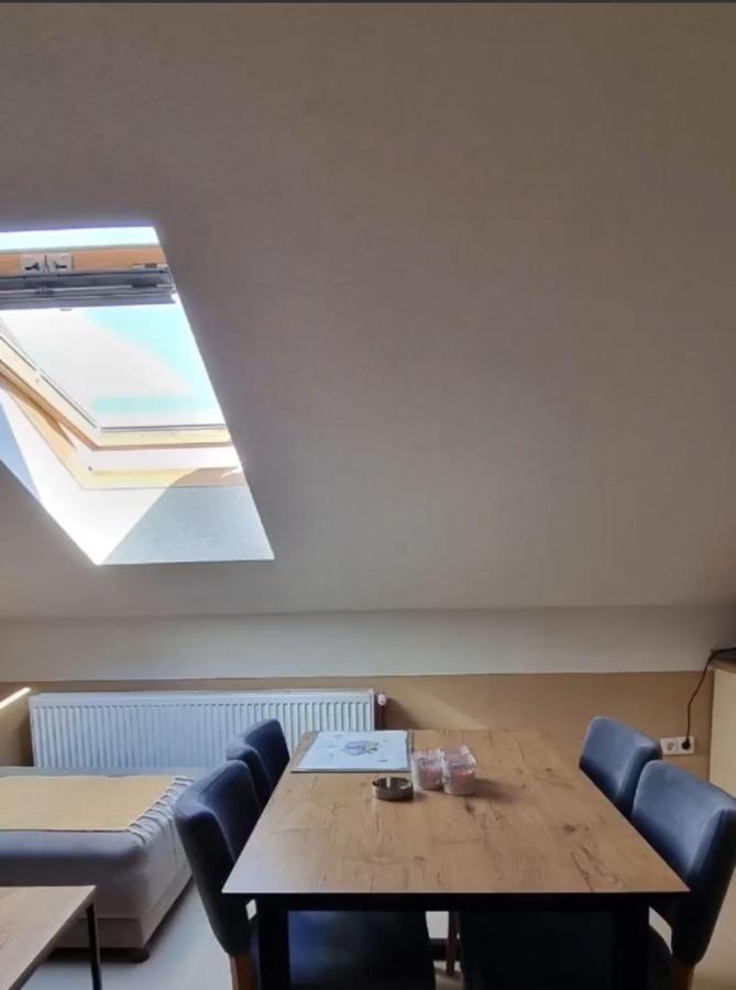 Apartman Avram Kotor Varos Esterno foto