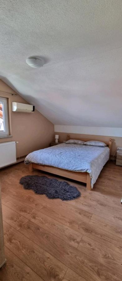 Apartman Avram Kotor Varos Esterno foto
