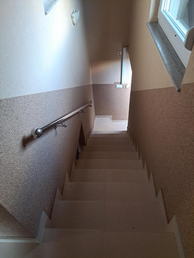 Apartman Avram Kotor Varos Esterno foto