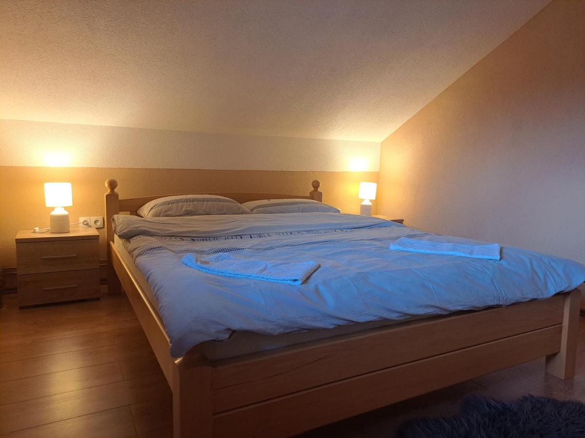 Apartman Avram Kotor Varos Esterno foto